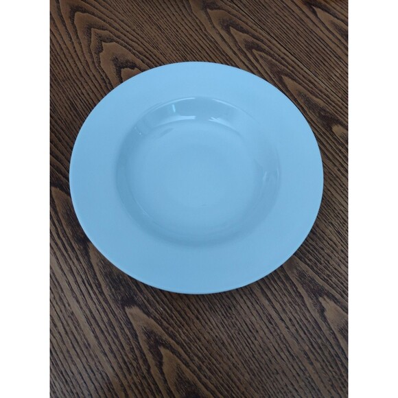 Pottery Barn Great White 10 1/4” Large Rimmed Soup Pasta Bowl - Picture 1 of 4
